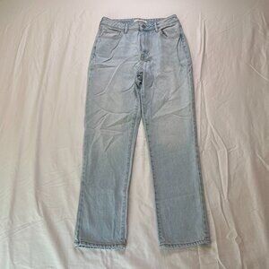 PacSun High-Rise Mom Jeans, 26, Light Wash